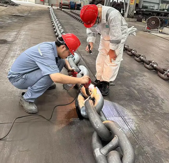 海事世界の「鋼鉄のライフライン」